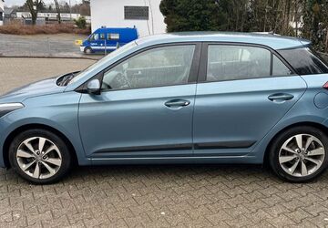 Hyundai i20 86.612 km 8.750 &euro; Schwelm 58332