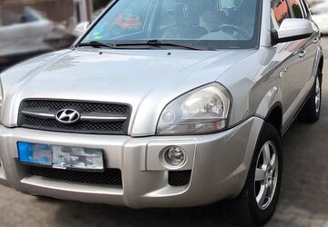 Hyundai TUCSON 156.000 km 3.200 &euro; Herne 44653