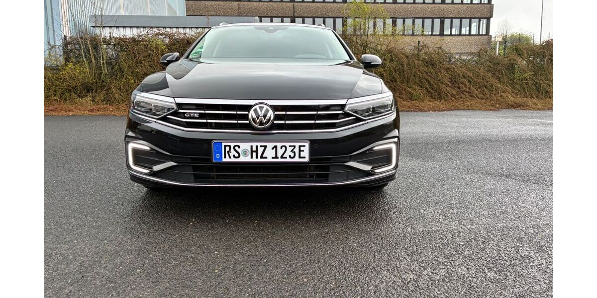 VW Passat Variant 98.000 km 19.400 &euro; Remscheid 42855