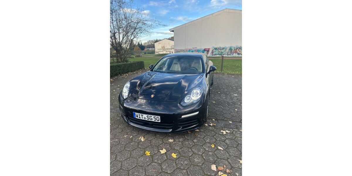 Porsche Panamera 156.000 km 31.599 &euro; Witten 58456