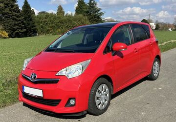 Toyota Verso-S 227.000 km 2.700 &euro; Bochum 44797