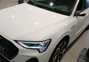 Audi e-tron 42.041 km 35.317 &euro; Hagen 58091