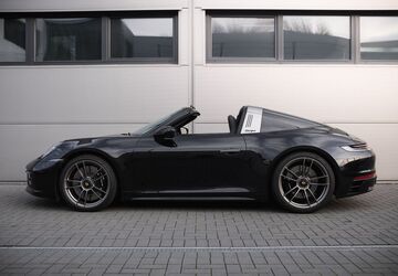 Porsche 992 14.500 km 193.900 &euro; Holzwickede 59439