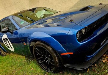 Dodge Challenger 9.500 km 47.000 &euro; Kamen 59174