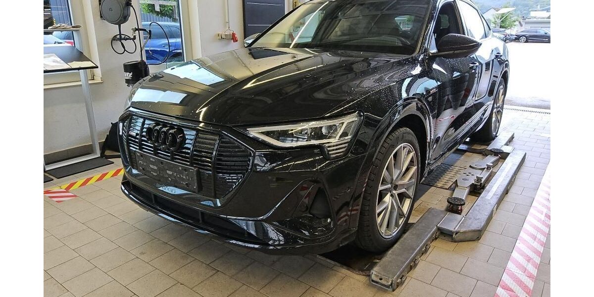 Audi e-tron 56.302 km 31.410 &euro; Hagen 58091