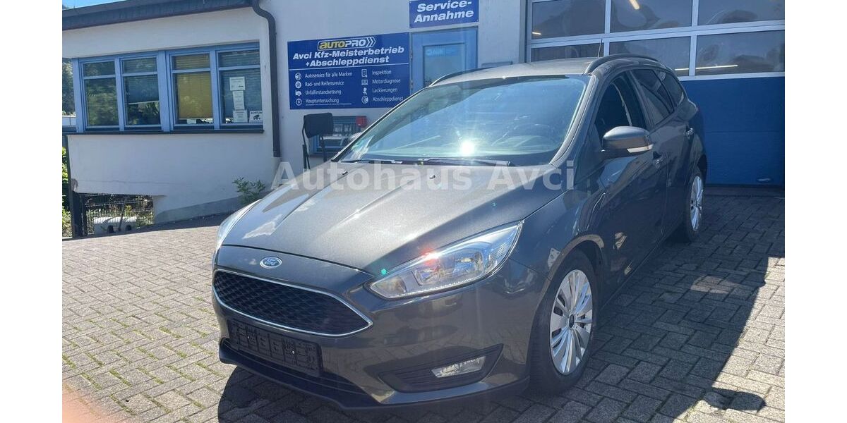 Ford Focus 142.153 km 5.899 &euro; Herscheid 58849
