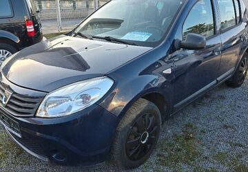 Dacia Sandero 155.000 km 1.999 &euro; Dortmund 44145