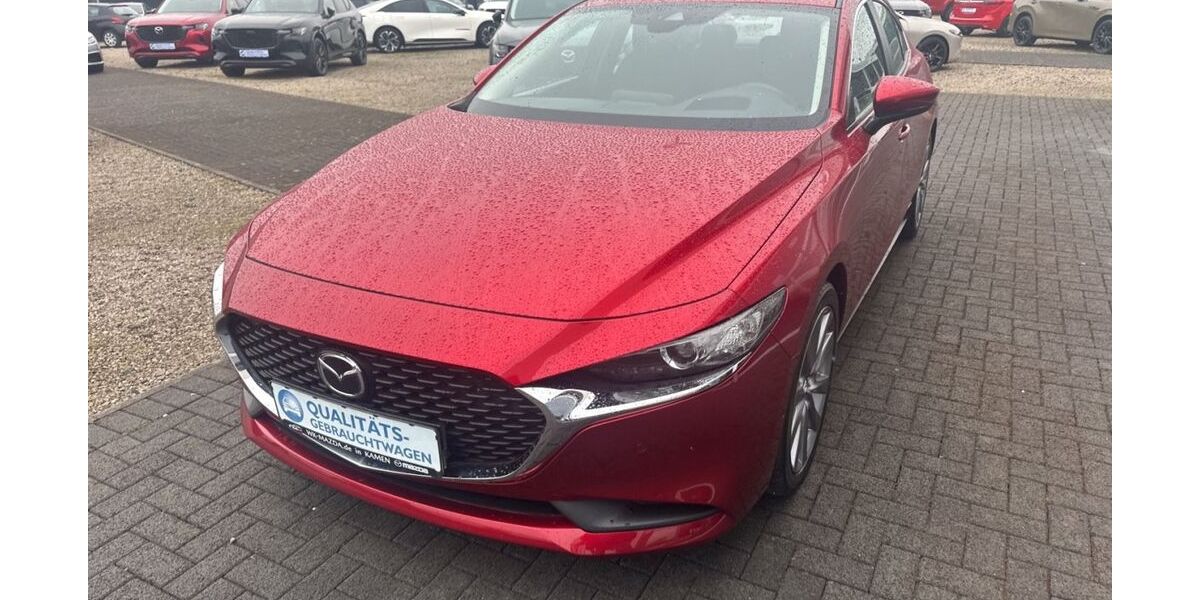 Mazda 3 71.192 km 18.490 &euro; Kamen 59174