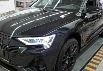 Audi e-tron 41.995 km 38.830 &euro; Hagen 58091