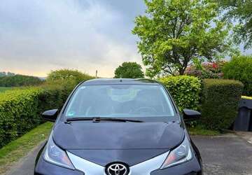 Toyota Aygo 57.700 km 9.299 &euro; Iserlohn, Stadt 58644