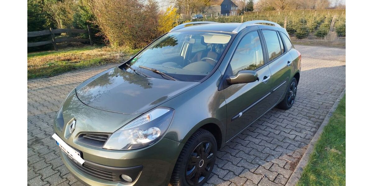 Renault Clio 90.858 km 3.700 &euro; Remscheid 42897