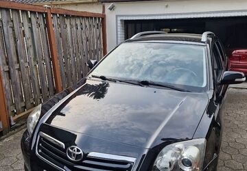 Toyota Avensis 221.500 km 2.490 &euro; Dortmund 44149