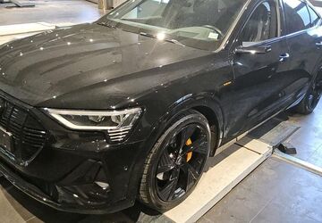 Audi e-tron 57.857 km 39.835 &euro; Hagen 58091