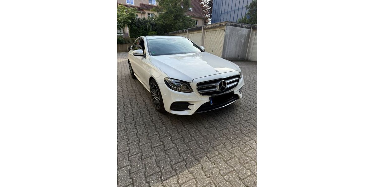 Mercedes-Benz E 220 94.000 km 28.600 &euro; Hagen 58097