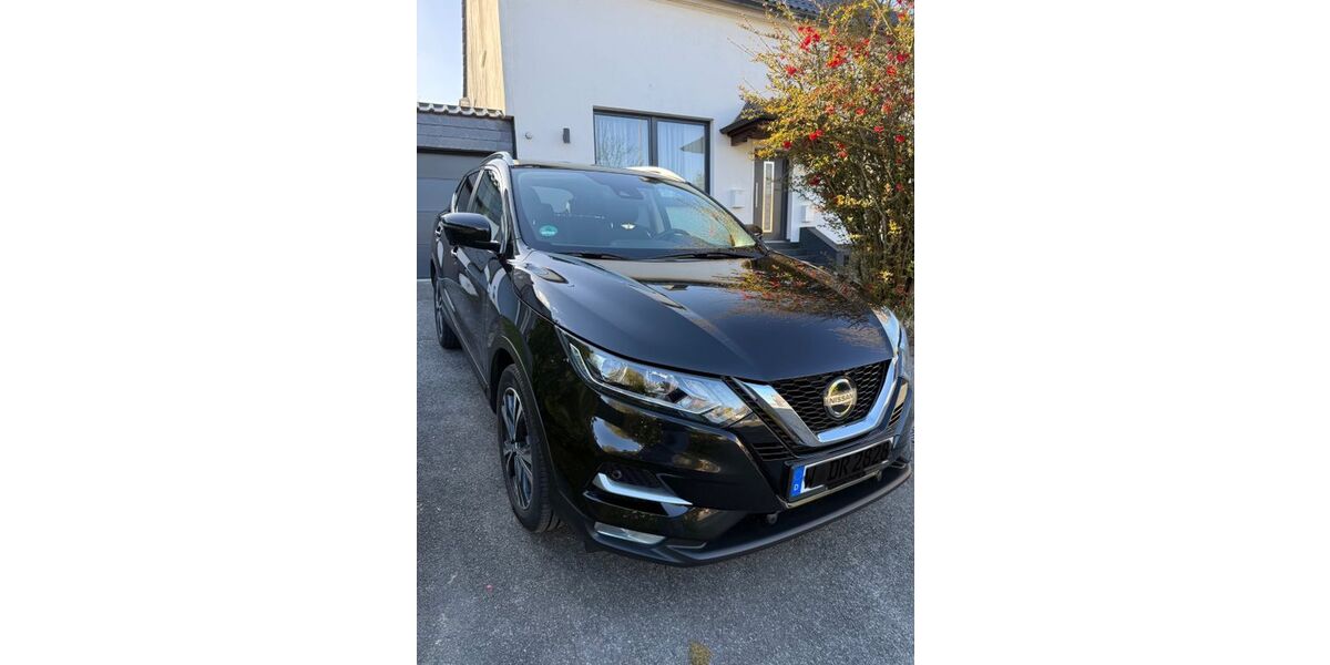 Nissan Qashqai 63.500 km 17.250 &euro; wuppertal 42329