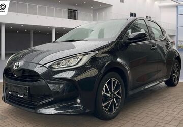 Toyota Yaris 43.000 km 12.990 &euro; Lünen 44534