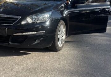 Peugeot 308 221.000 km 6.400 &euro; Wuppertal 42399