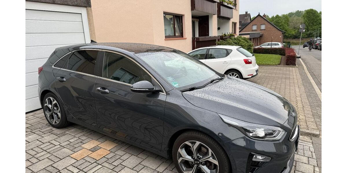 Kia ceed / Ceed 53.600 km 17.000 &euro; Bochum 44869