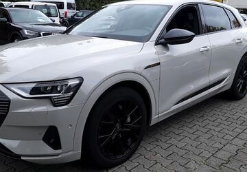 Audi e-tron 49.998 km 29.335 &euro; Hagen 58091