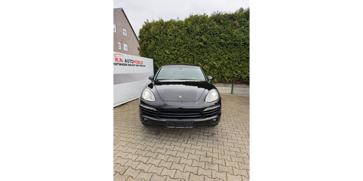 Porsche Cayenne 305.000 km 15.900 &euro; Dortmund 44388