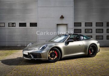 Porsche 992 10.500 km 169.911 &euro; Velbert 42553