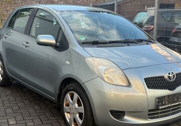 Toyota Yaris 112.000 km 3.500 &euro; Remscheid 42855