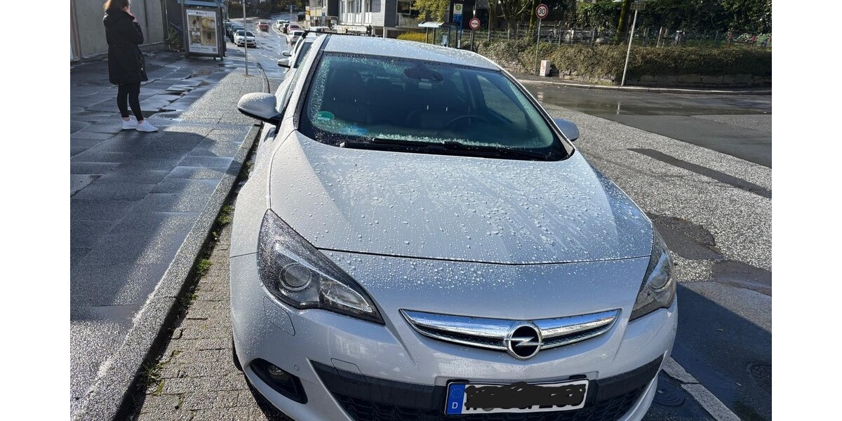 Opel Astra GTC J 245.000 km 4.000 &euro; Wuppertal 42275