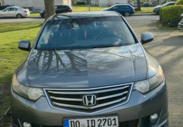 Honda Accord 190.600 km 9.500 &euro; Dortmund 44369