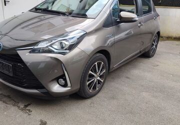 Toyota Yaris 89.300 km 10.200 &euro; Hagen 58093