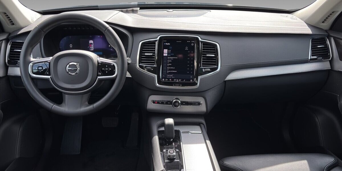 Volvo XC90 T8 Plus Bright Hybrid AWD Pano Leder H&K 85.879 km 35.600 &euro; Wuppertal 42327