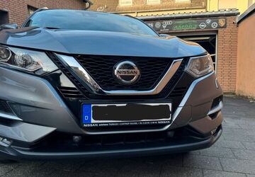 Nissan Qashqai 83.000 km 13.800 &euro; Castrop-Rauxel 44575