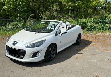 Peugeot 308 121.000 km 9.250 &euro; Kamen 59174