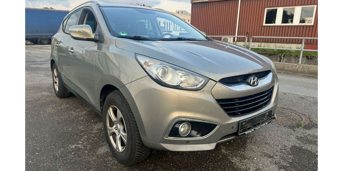 Hyundai ix35 209.000 km 2.950 &euro; Wuppertal 42389