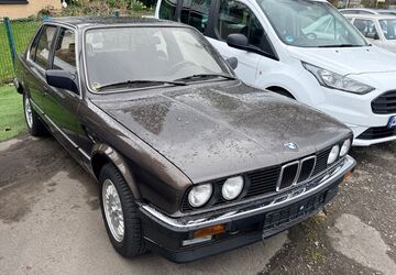 BMW 320 153.000 km 16.999 &euro; Wuppertal 42115