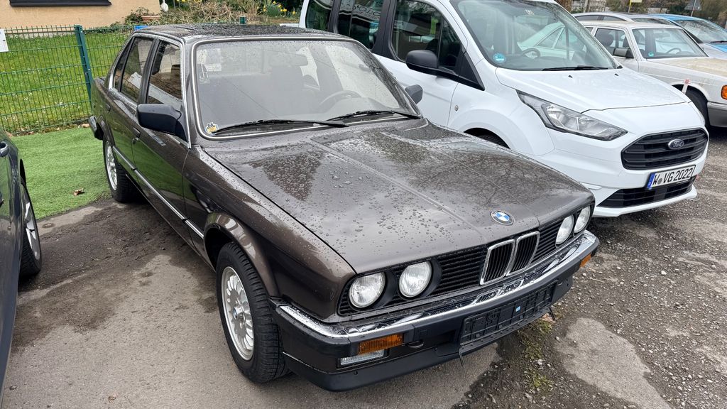 BMW 320 153.000 km 16.999 &euro; Wuppertal 42115