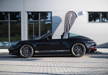 Porsche 992 90 km 224.900 &euro; Holzwickede 59439