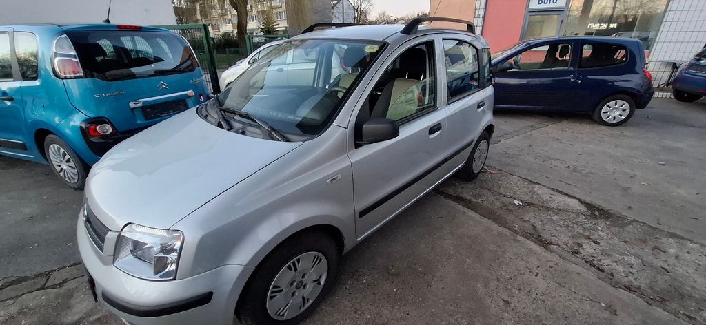 Fiat Panda 95.100 km 2.400 &euro; Dortmund 44339