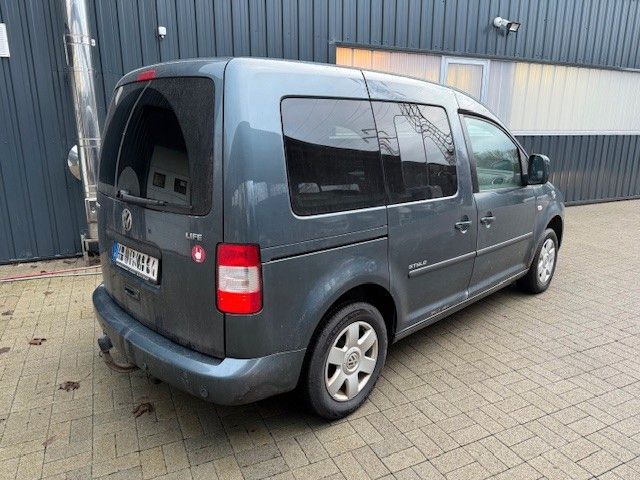 VW Caddy 188.000 km 8.450 &euro; Unna 59423