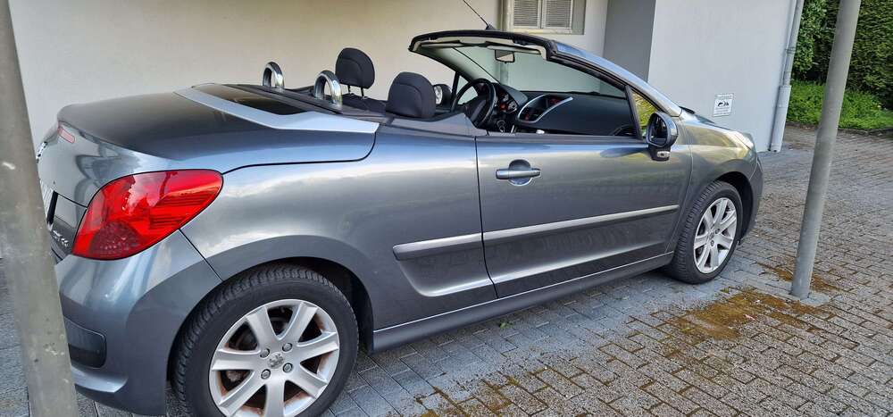 Peugeot 207 149.000 km 2.500 &euro; Hattingen 45529