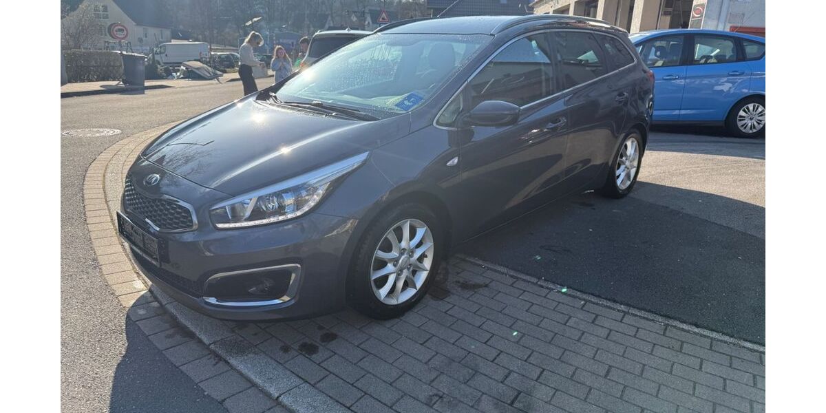 Kia ceed / Ceed 150.000 km 8.400 &euro; Lüdenscheid 58515