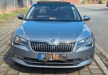 Skoda Superb 210.000 km 13.900 &euro; Sprockhövel 45549