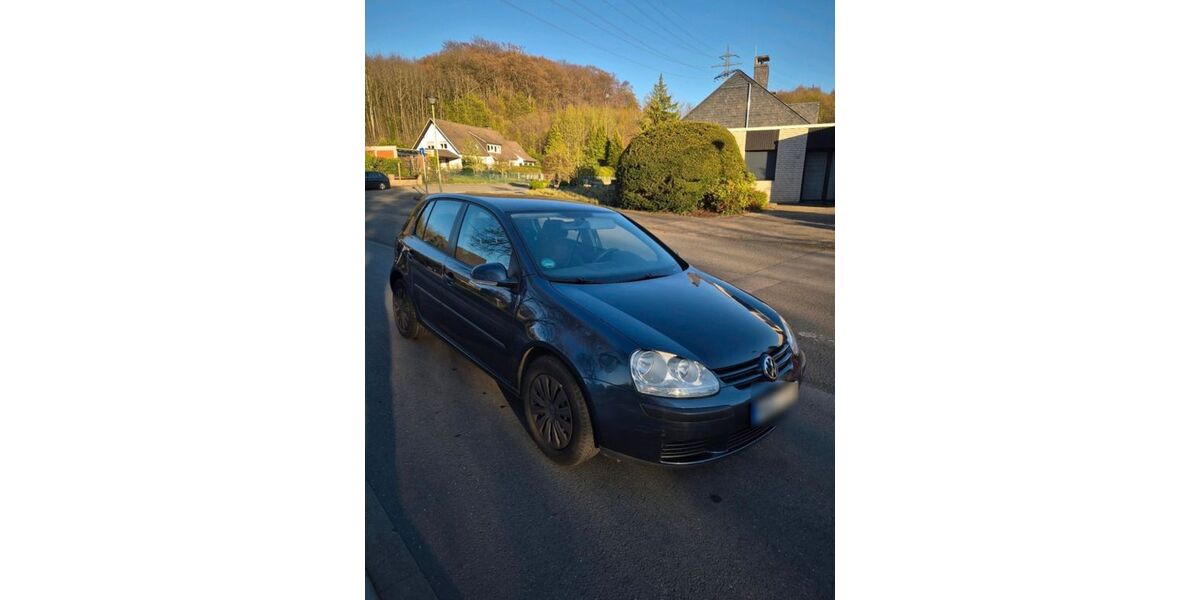 VW Golf 128.000 km 3.600 &euro; Hagen 58119