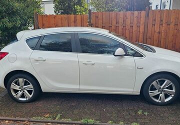 Opel Astra 142.400 km 4.400 &euro; Bochum 44894