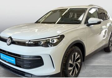 VW Tiguan 1.689 km 43.977 &euro; Unna 59423
