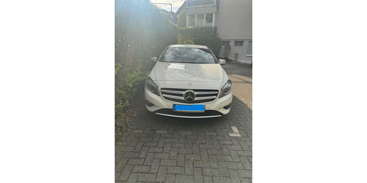 Mercedes-Benz A 180 148.500 km 10.500 &euro; Velbert 42553