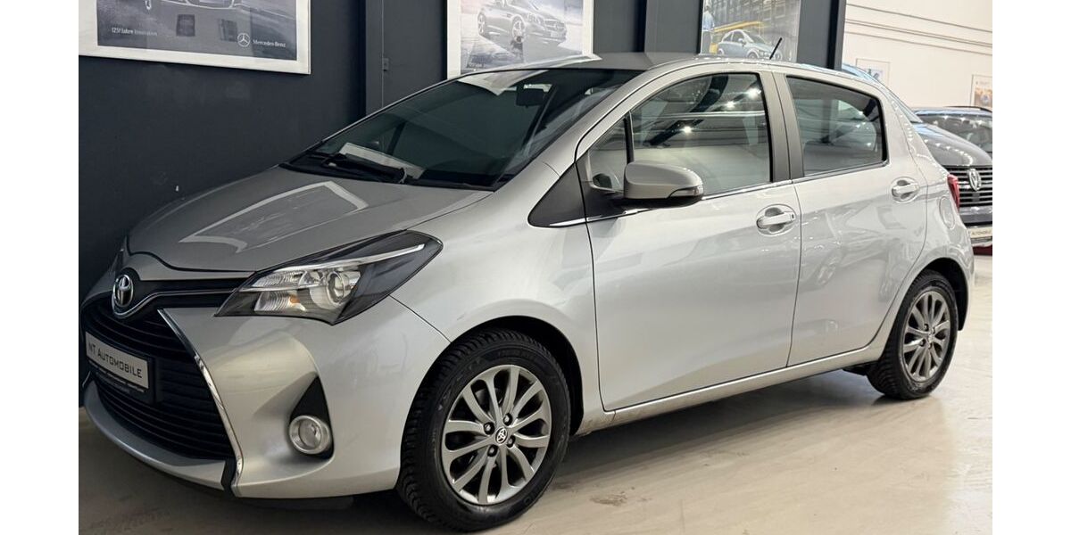 Toyota Yaris 107.000 km 8.999 &euro; Schwerte 58239