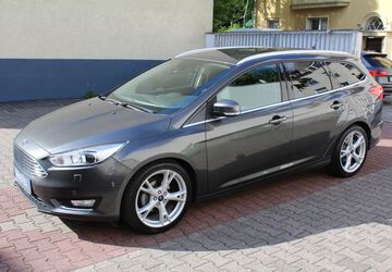 Ford Focus 74.000 km 7.490 &euro; Hagen 58135