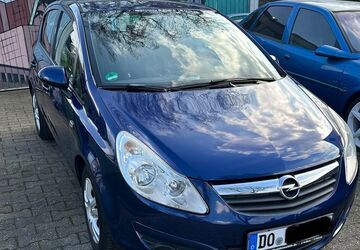 Opel Corsa 109.000 km 2.450 &euro; Dortmund 44379