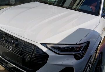 Audi e-tron 32.183 km 44.585 &euro; Hagen 58091