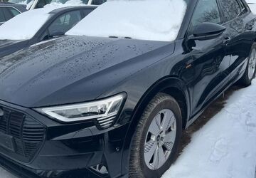 Audi e-tron 61.930 km 36.415 &euro; Hagen 58091
